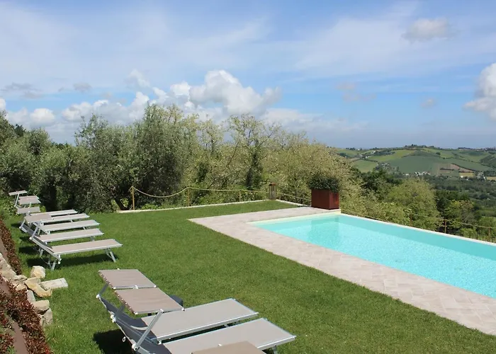 Alloggio per agriturismo La Pedrosa Montefiore Conca